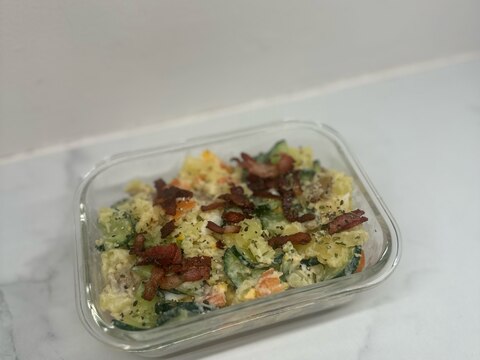 ベーコンで♡ポテサラ